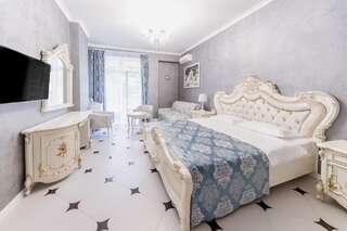 Отель санаторий Крымский гость Алушта Двухместный номер Делюкс с 1 кроватью или 2 отдельными кроватями и балконом-16
