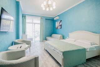 Отель санаторий Крымский гость Алушта Двухместный номер Делюкс с 1 кроватью или 2 отдельными кроватями и балконом-20