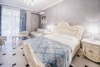 Отель санаторий Крымский гость Алушта Двухместный номер Делюкс с 1 кроватью или 2 отдельными кроватями и балконом-28