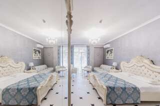Отель санаторий Крымский гость Алушта Двухместный номер Делюкс с 1 кроватью или 2 отдельными кроватями и балконом-30