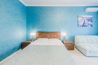 Отель санаторий Крымский гость Алушта Двухместный номер Делюкс с 1 кроватью или 2 отдельными кроватями и балконом-35